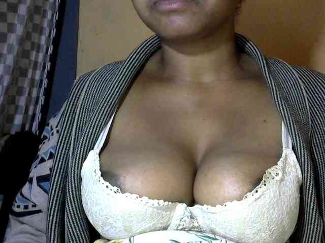 CAROLE71 webcam