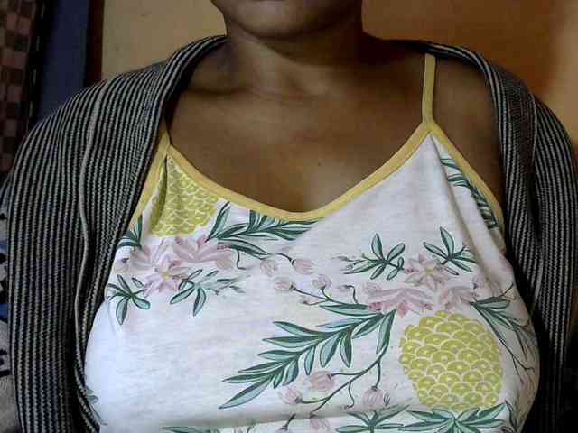 CAROLE71 webcam