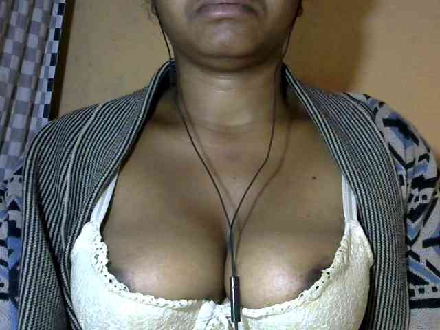CAROLE71 webcam
