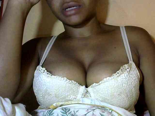 CAROLE71 webcam