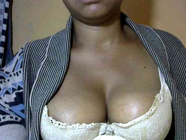 CAROLE71 webcam