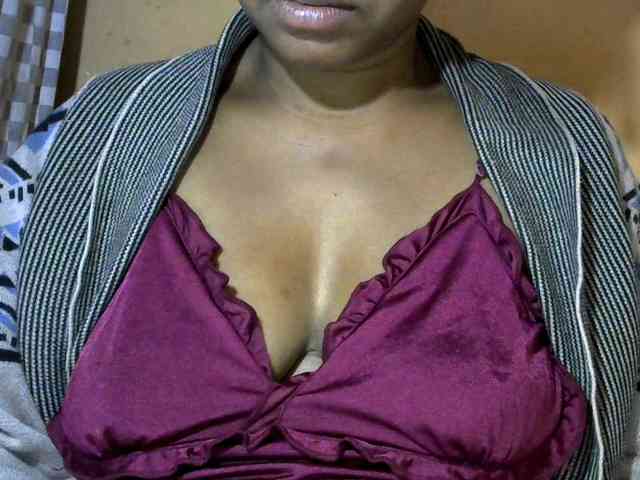 CAROLE71 webcam