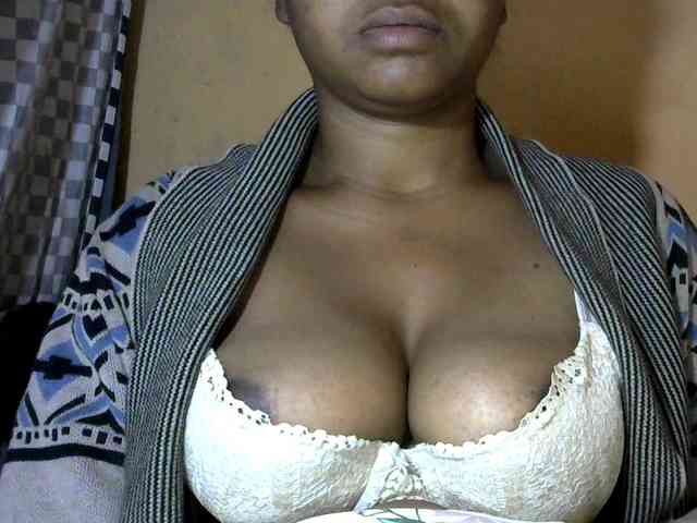 CAROLE71 webcam
