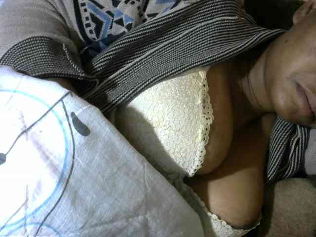 CAROLE71 webcam