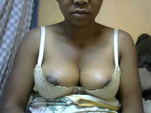 CAROLE71 webcam
