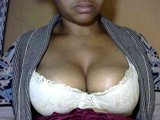 CAROLE71 webcam