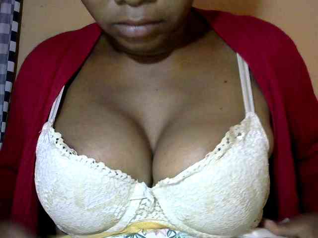 CAROLE71 webcam