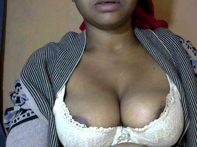 CAROLE71 webcam