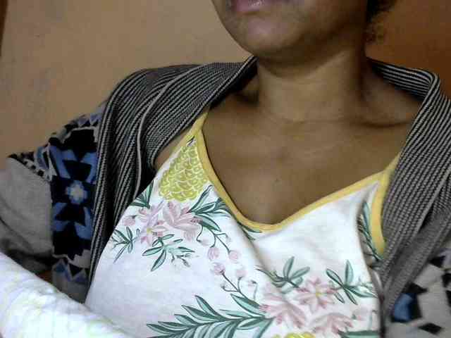 CAROLE71 webcam