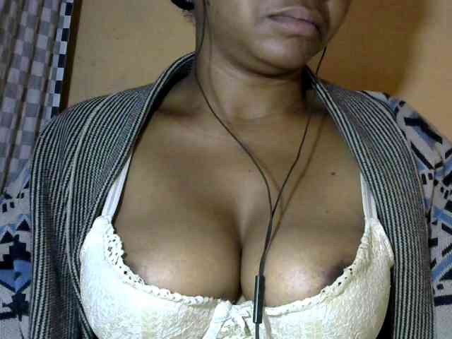CAROLE71 webcam