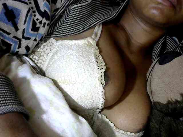 CAROLE71 webcam