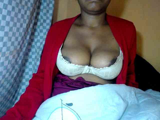 CAROLE71 webcam