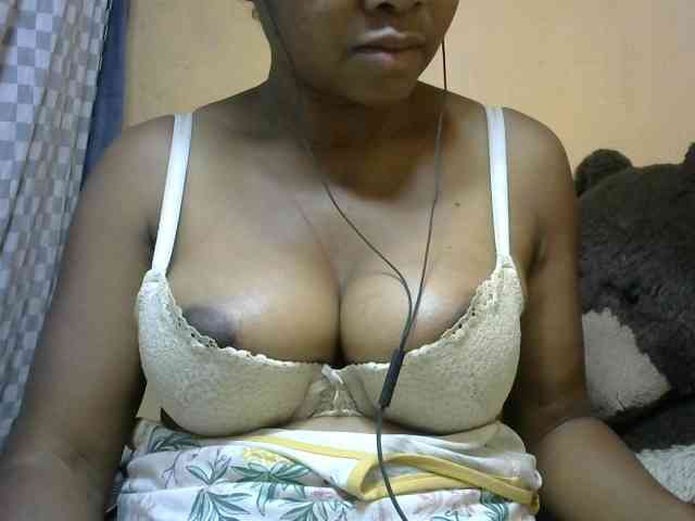 CAROLE71 webcam