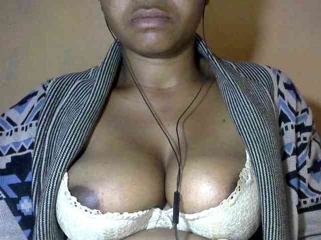CAROLE71 webcam