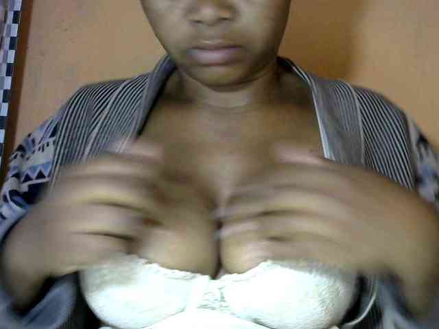 CAROLE71 webcam