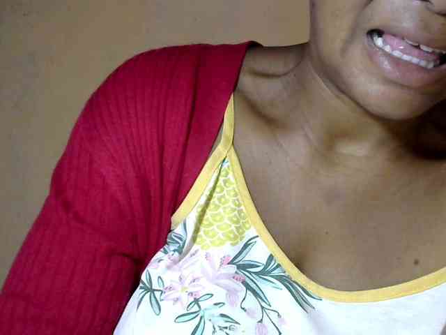 CAROLE71 webcam
