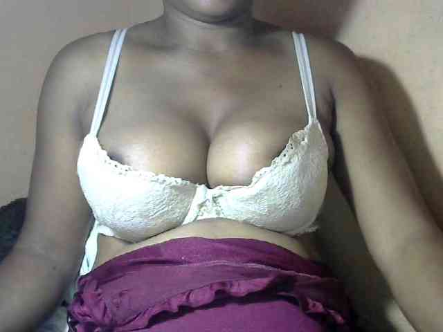 CAROLE71 webcam