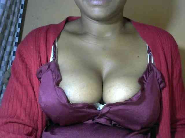 CAROLE71 webcam