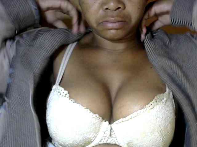 CAROLE71 webcam