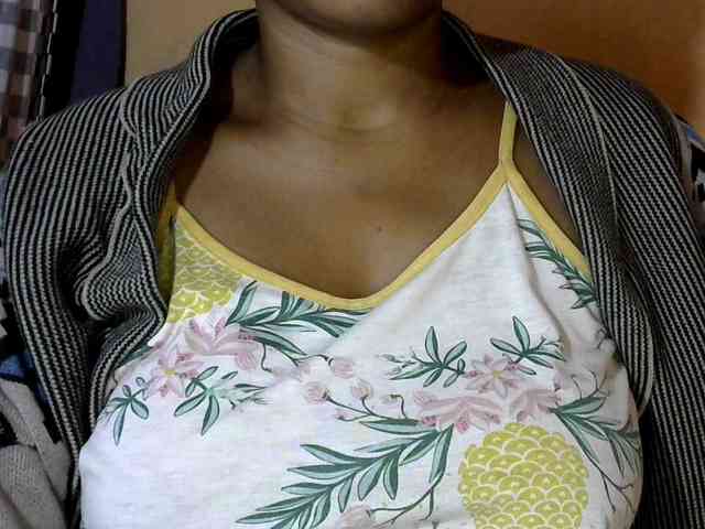 CAROLE71 webcam