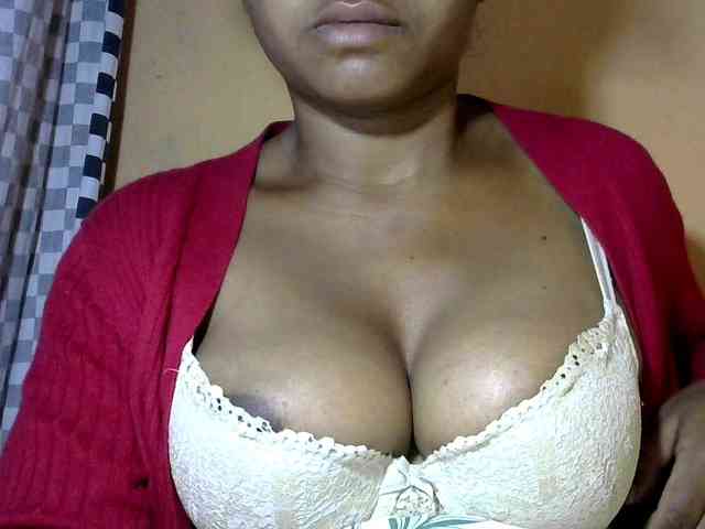 CAROLE71 webcam