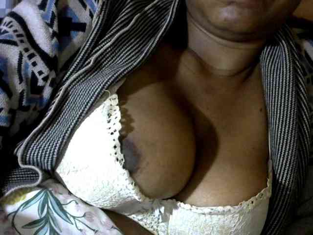 CAROLE71 webcam