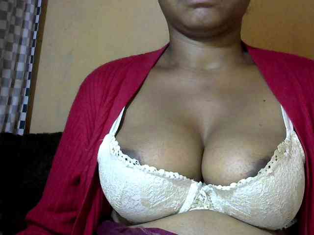 CAROLE71 webcam