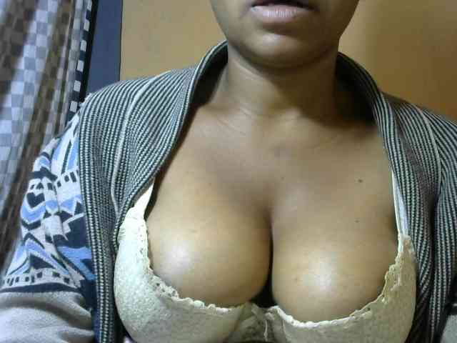 CAROLE71 webcam