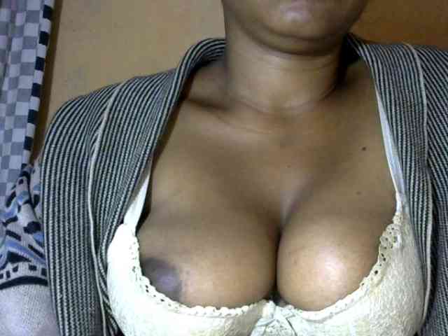 CAROLE71 webcam