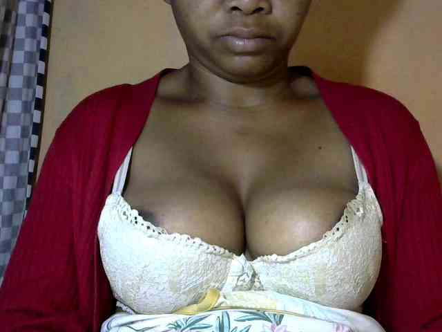 CAROLE71 webcam