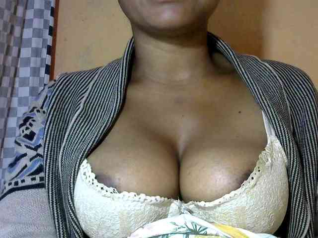 CAROLE71 webcam