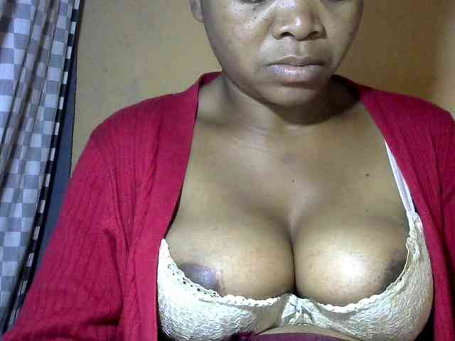 CAROLE71 webcam