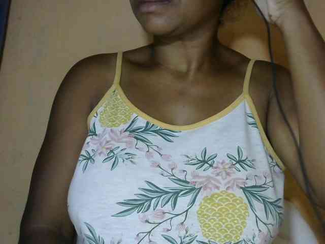 CAROLE71 webcam
