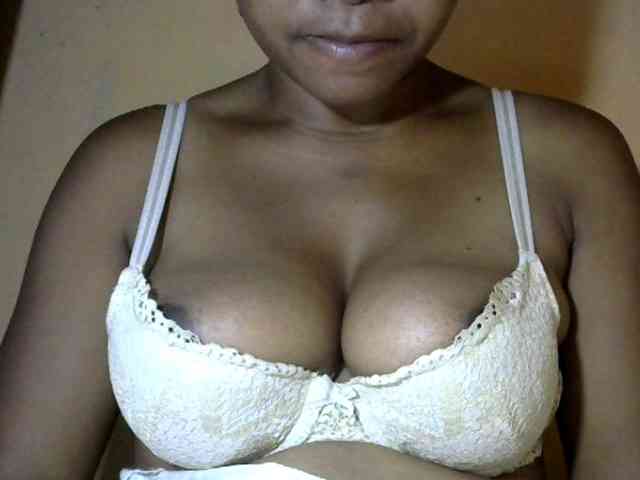 CAROLE71 webcam