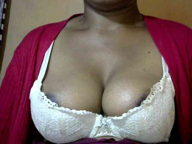 CAROLE71 webcam