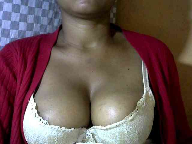 CAROLE71 webcam