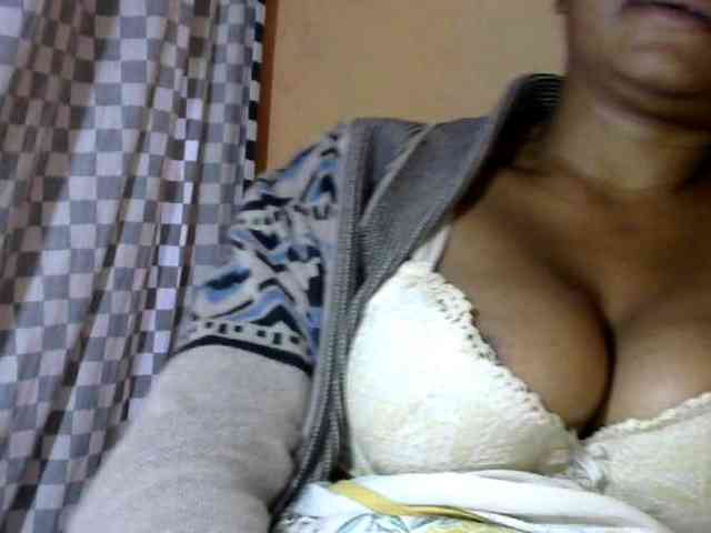CAROLE71 webcam