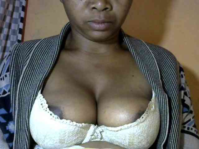 CAROLE71 webcam