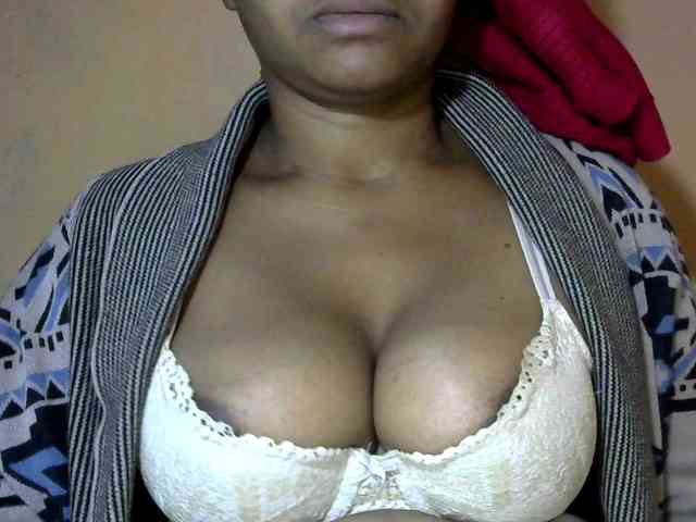 CAROLE71 webcam