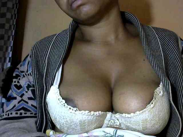 CAROLE71 webcam