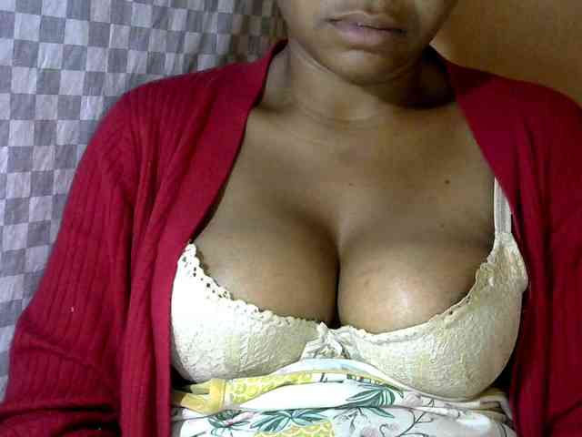 CAROLE71 webcam