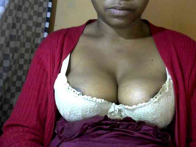 CAROLE71 webcam