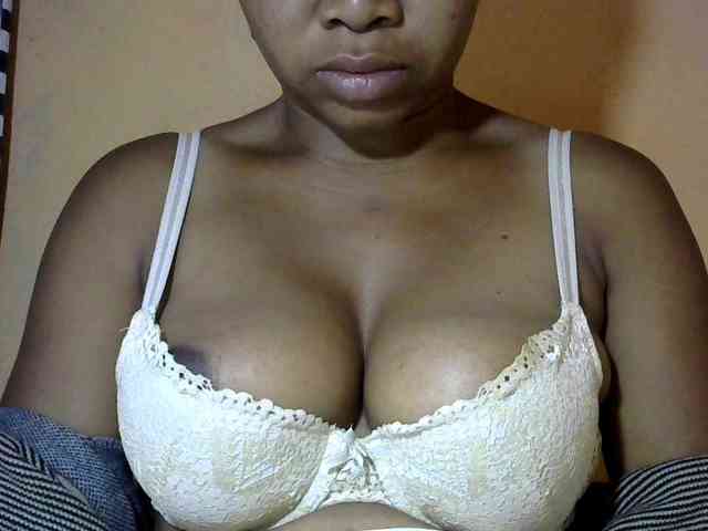CAROLE71 webcam