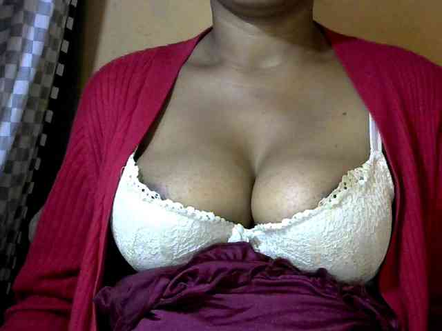CAROLE71 webcam