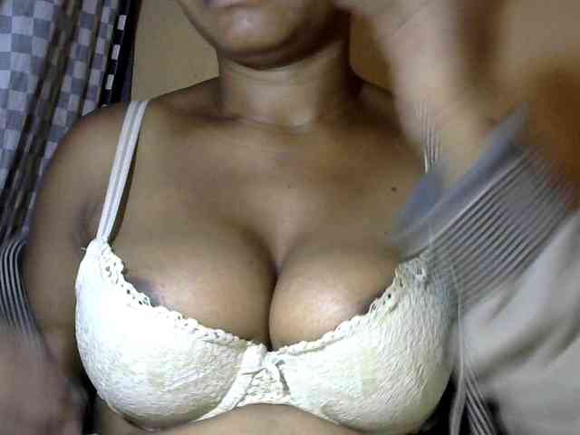 CAROLE71 webcam