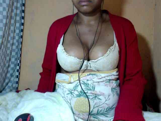 CAROLE71 webcam