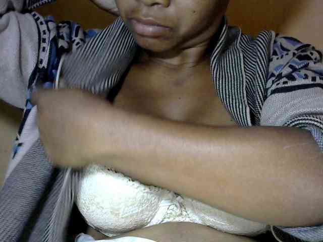 CAROLE71 webcam