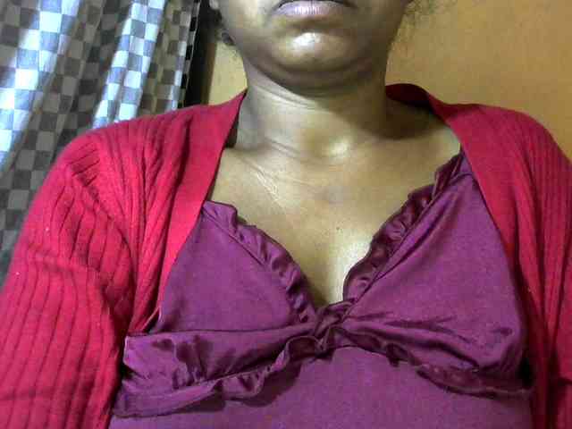 CAROLE71 webcam