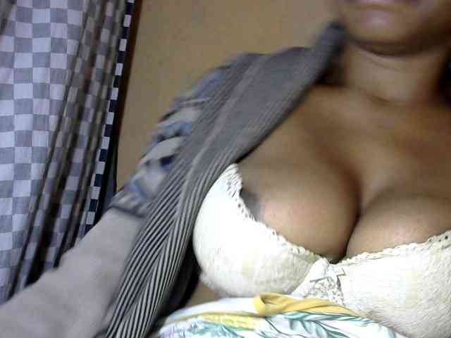 CAROLE71 webcam