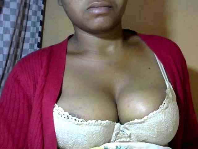 CAROLE71 webcam